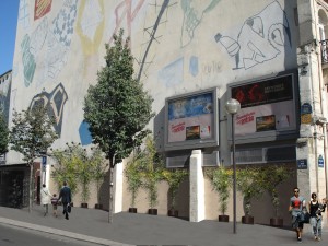 Mur végétalisé rue de Metz, Paris 10e